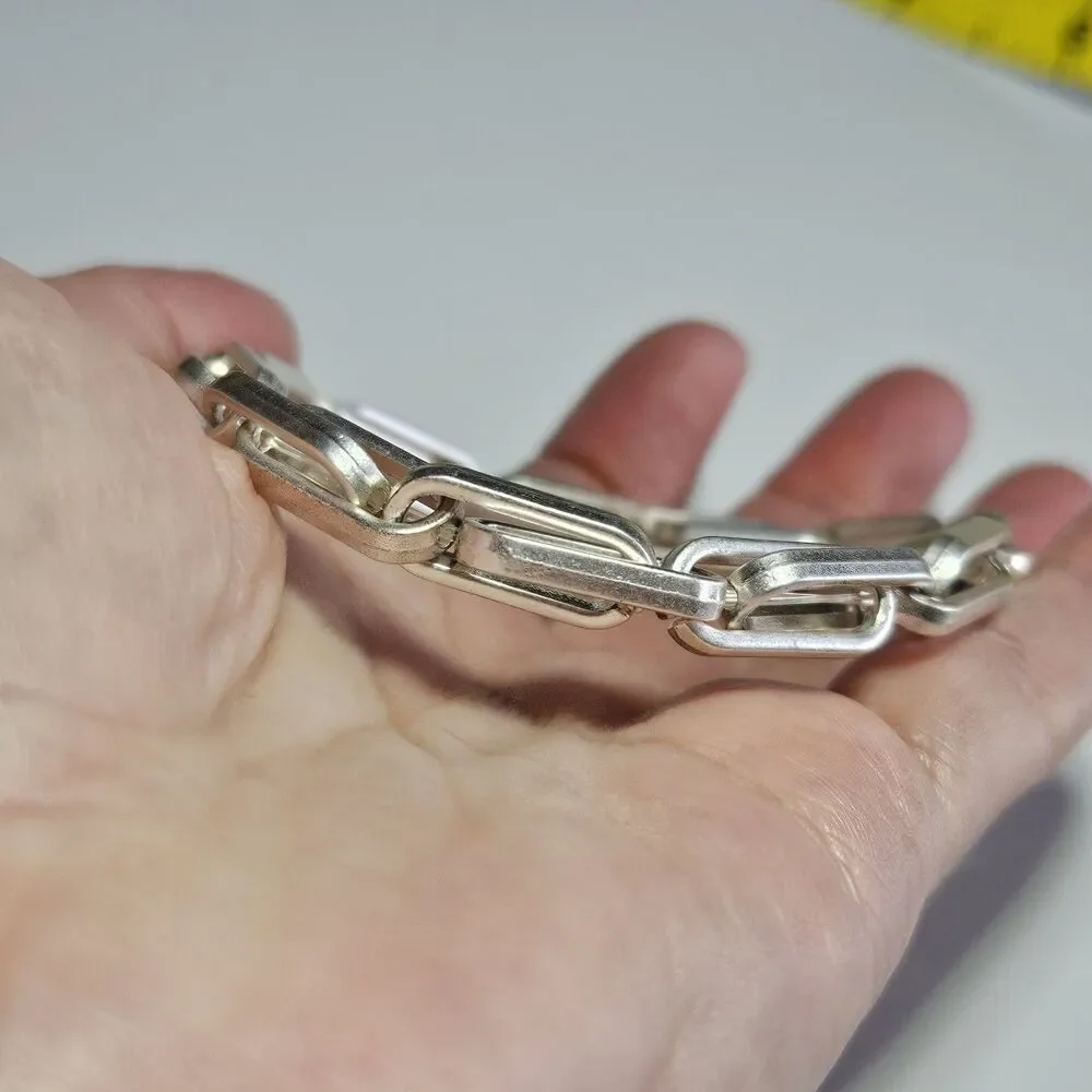 Silver Tone Long Links Stretch Bracelet Up To 8